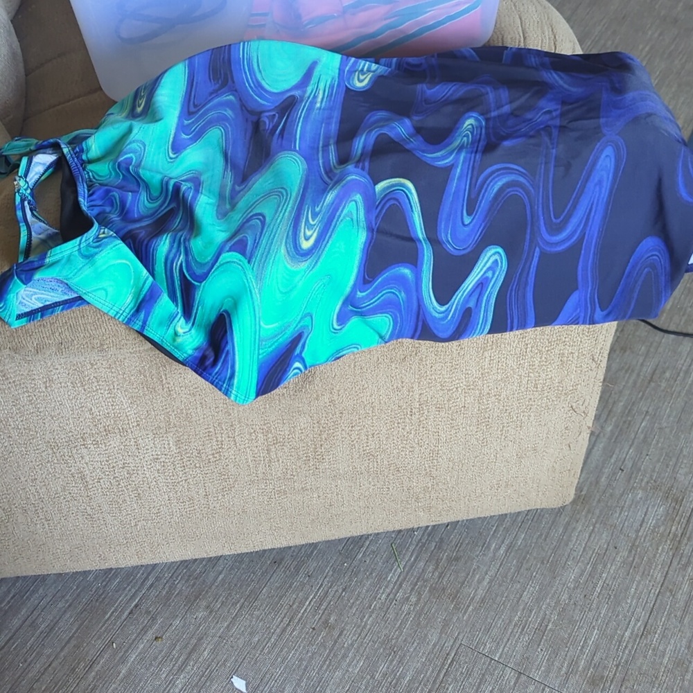 Swim suit